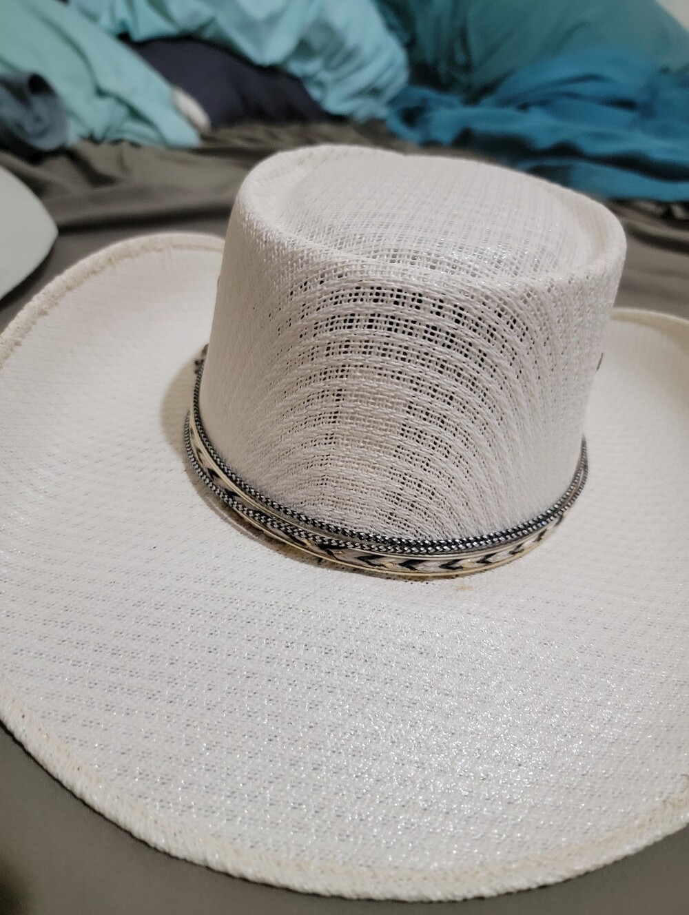 Arlop White Straw Cowgirl Hat with Braided Band